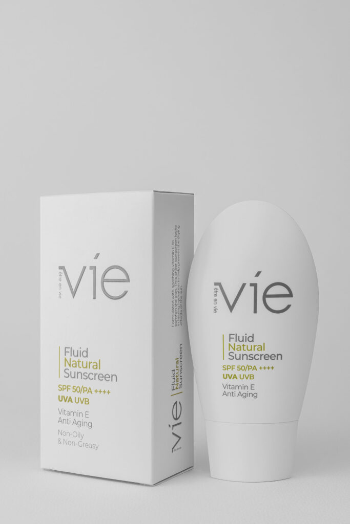 عکاسی محصولات برند آرایشی و بهداشتی vie که برای وب سایت و کاتالوگ گرفته شده که طبق بسته بندی عکس های مینیمال گرفته شده