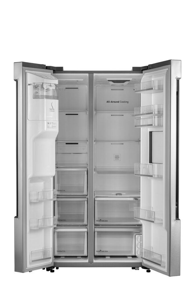 عکاسی یخچال و فریزرهای شرکت هیمالیا به صورت زمینه سفید و برای استفاده در وب سایت و طرحی کاتالوگ 