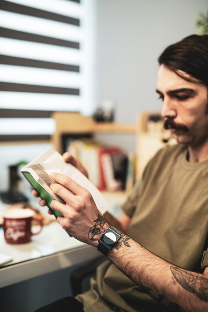 عکاسی تبلیغاتی از ساعت های JACOB JENSEN و DANISH DESIGN