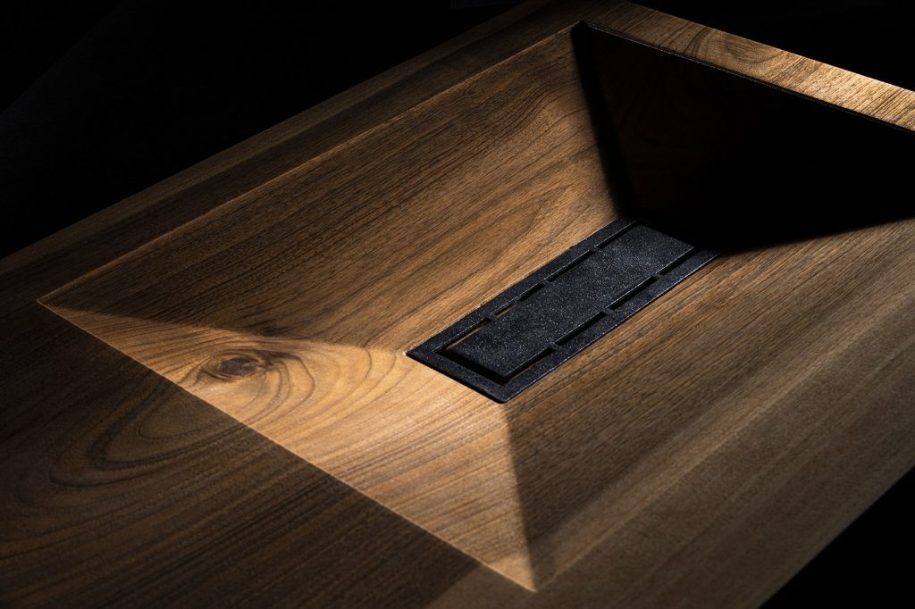 عکاسی نورپردازی محصولات چوبی چیدنی